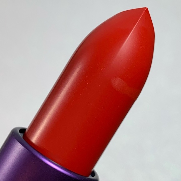 Urban Decay Bad Blood Matte Lipstick BNIB - Picture 4 of 7